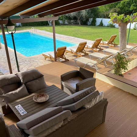 Relaxing Villa With Swimming Pool And Garden Agios Georgios  Extérieur photo