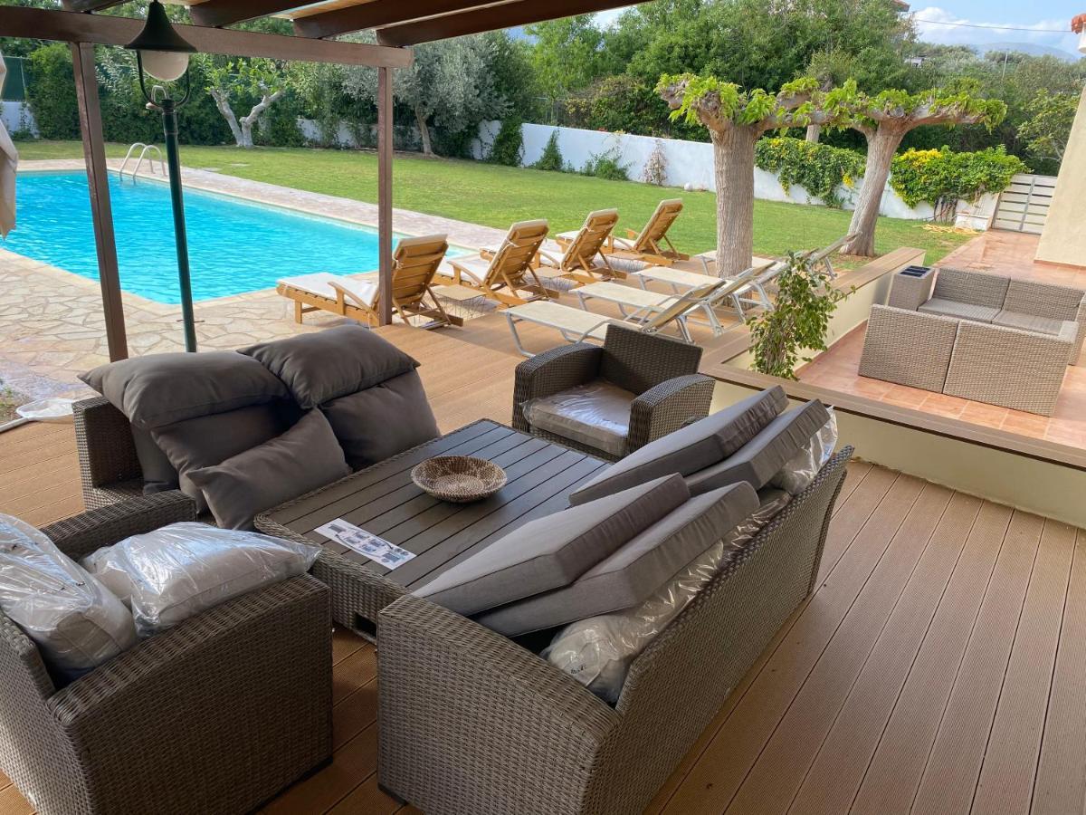 Relaxing Villa With Swimming Pool And Garden Agios Georgios  Extérieur photo