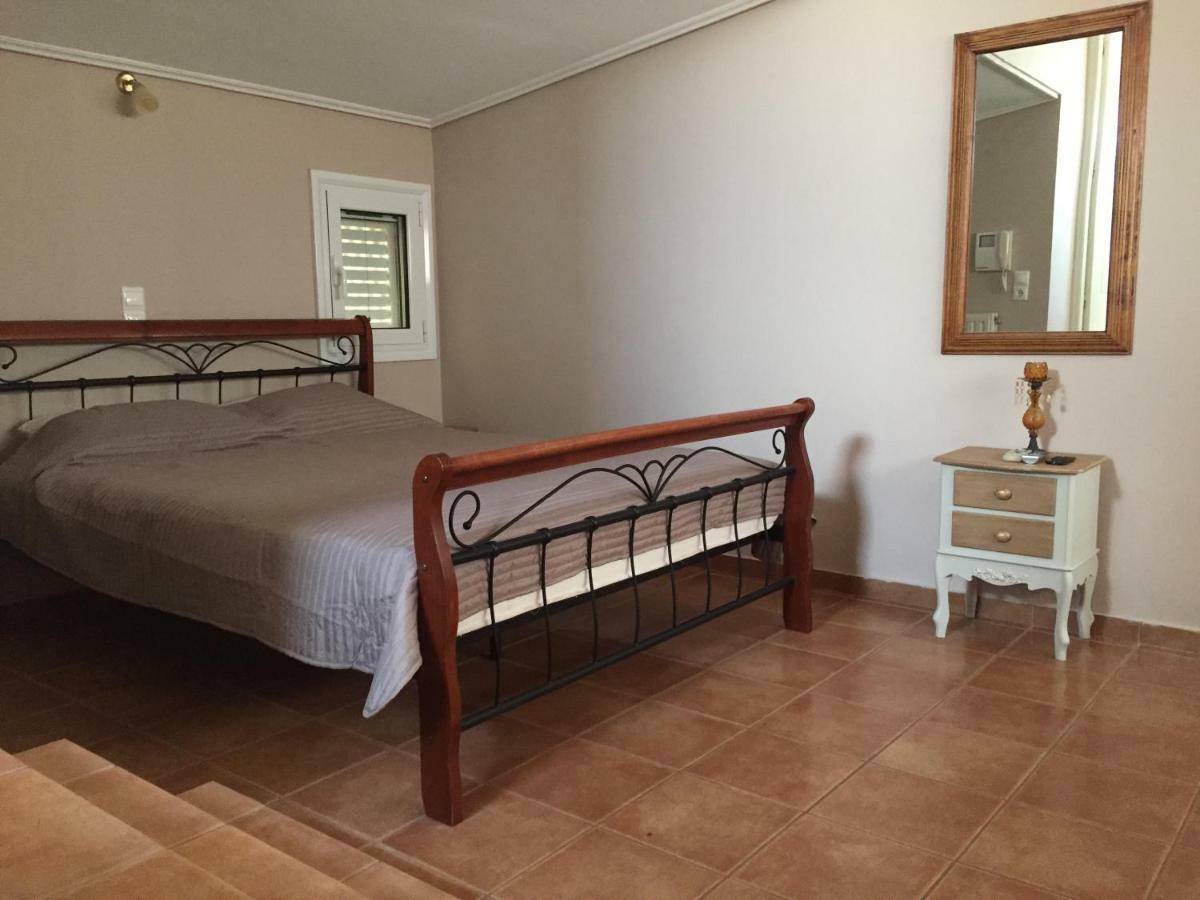 Relaxing Villa With Swimming Pool And Garden Agios Georgios  Extérieur photo